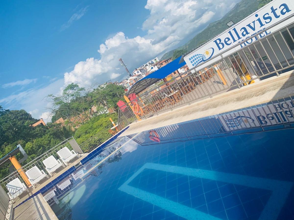 Hotel Bellavista Premium Villeta Esterno foto
