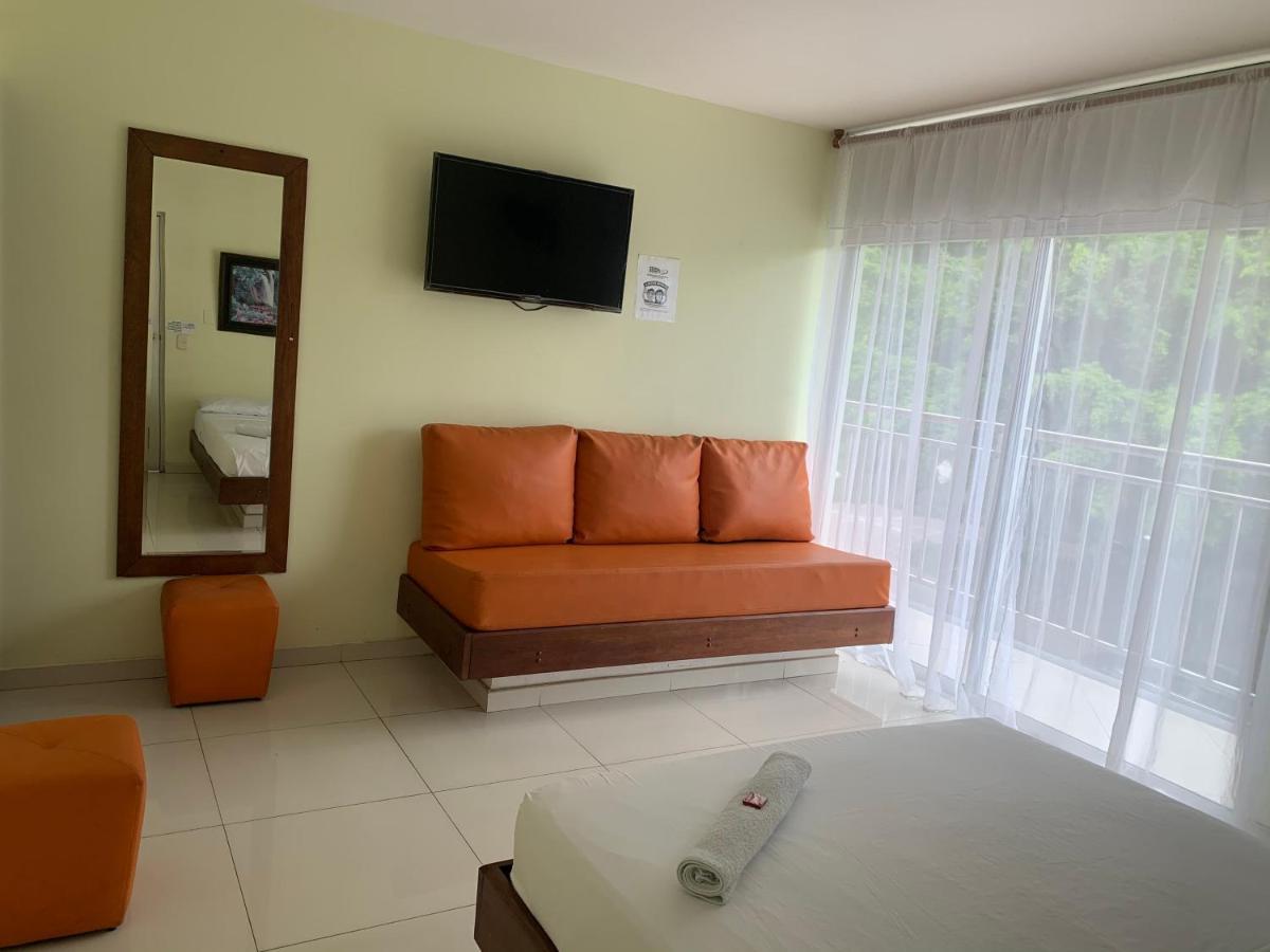 Hotel Bellavista Premium Villeta Esterno foto