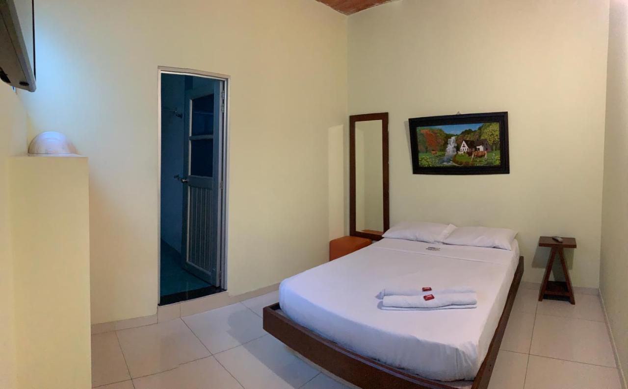 Hotel Bellavista Premium Villeta Esterno foto