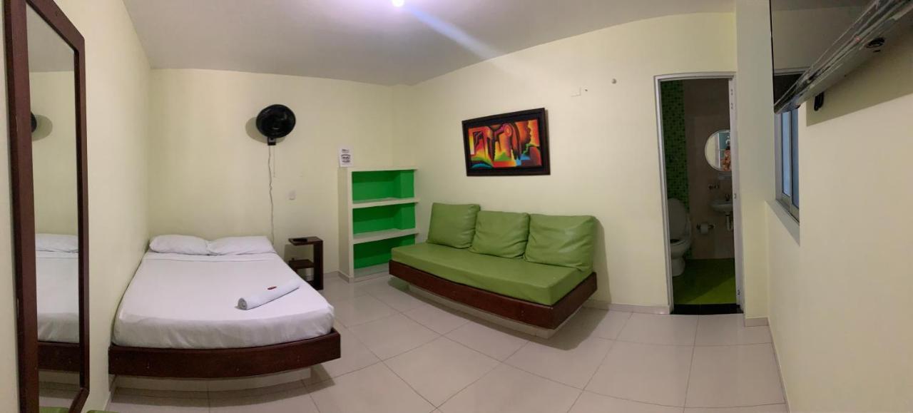 Hotel Bellavista Premium Villeta Esterno foto
