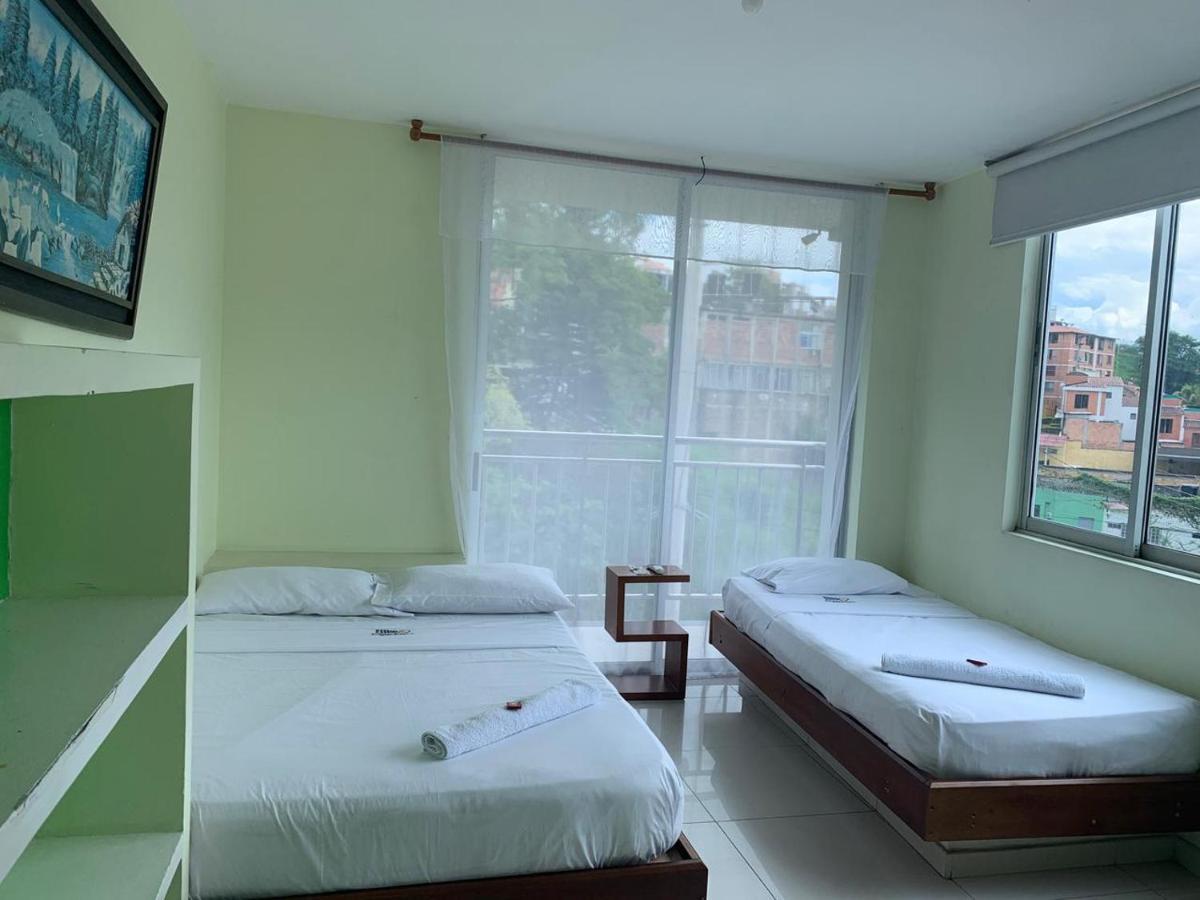 Hotel Bellavista Premium Villeta Esterno foto
