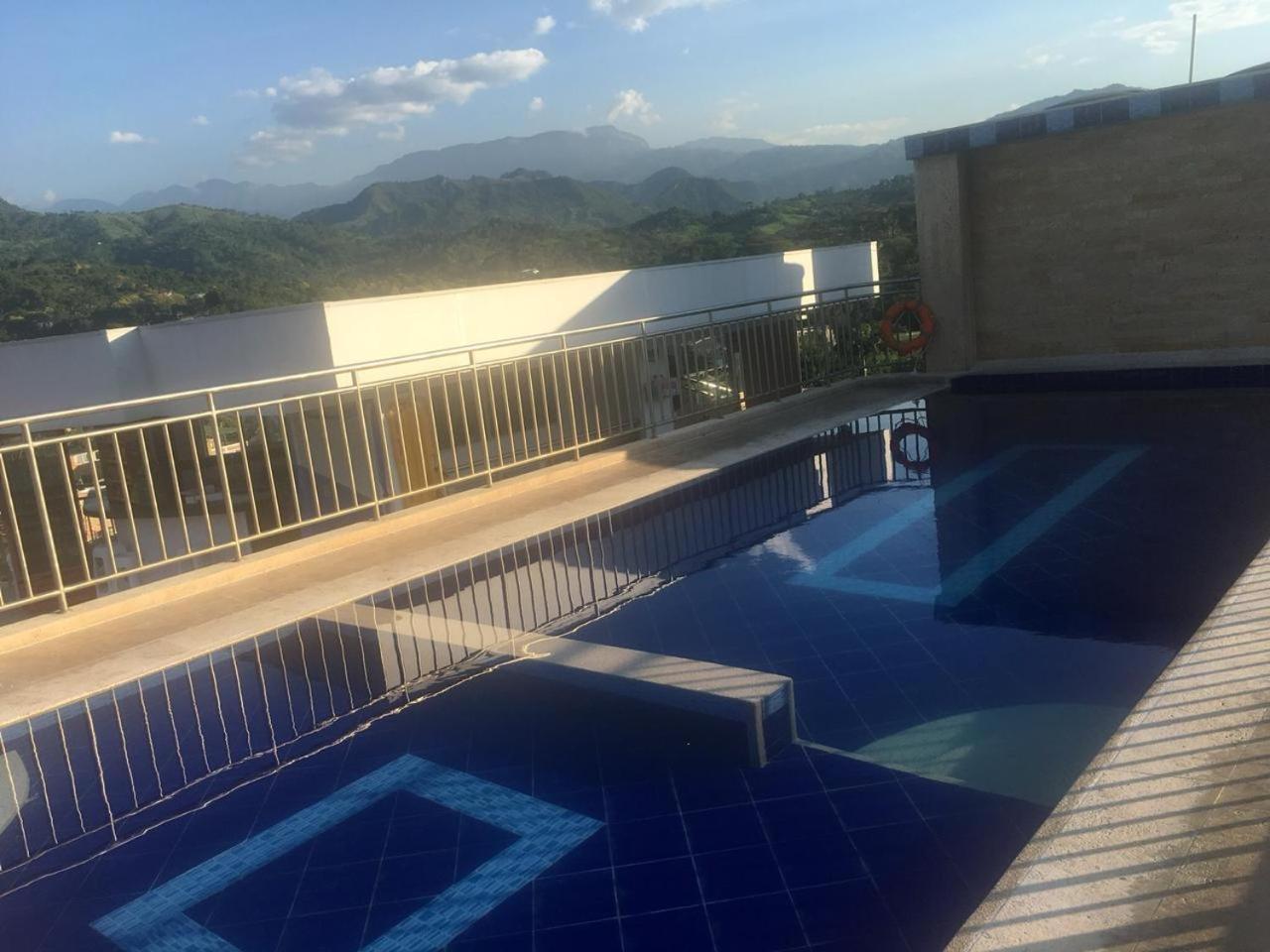 Hotel Bellavista Premium Villeta Esterno foto